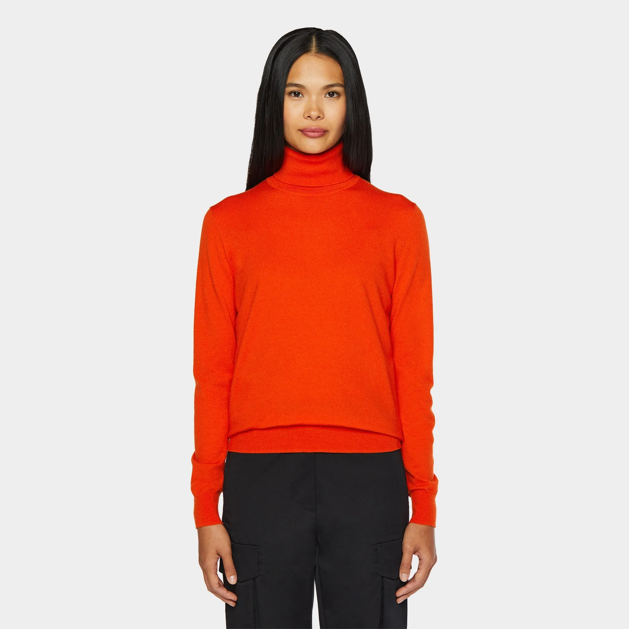 Stretch Merino Turtleneck