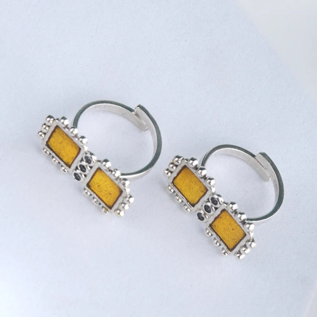 Sunehri Silver Toe Rings By Moha