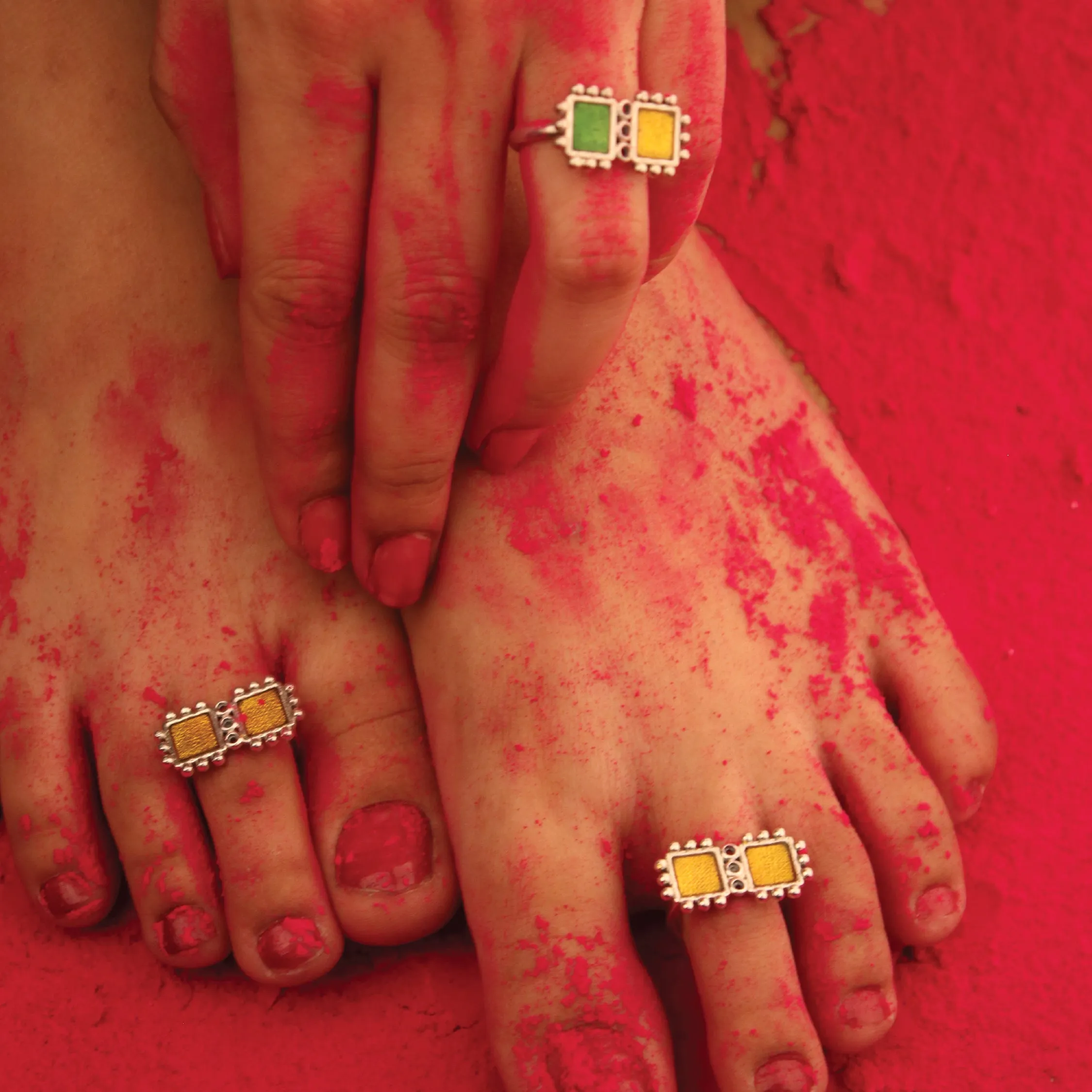 Sunehri Silver Toe Rings By Moha