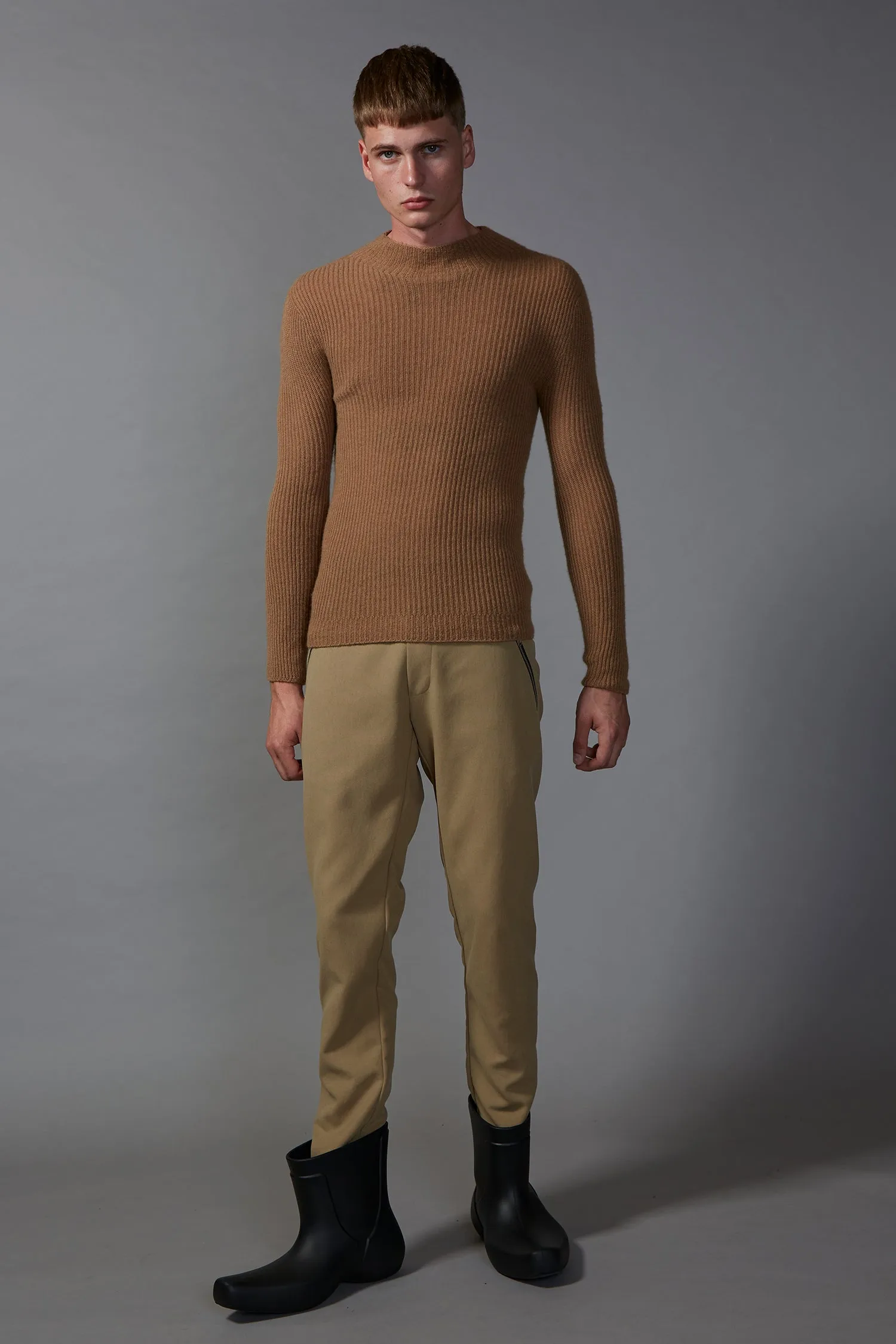THE RIBBED TURTLE IN CAMEL, W23