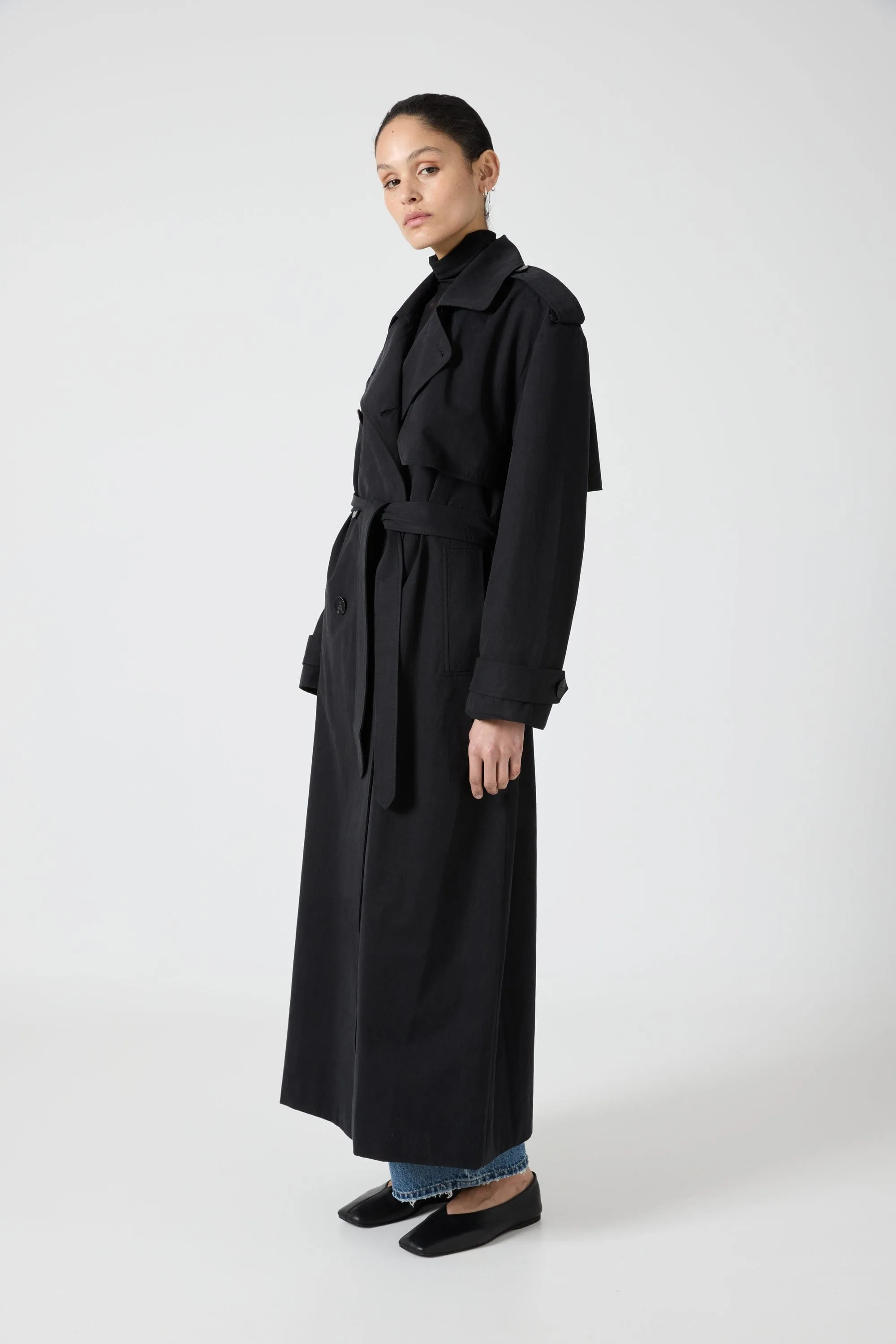 TRANSIT TRENCH COAT | BLACK