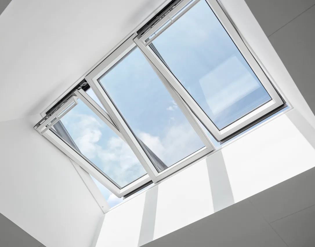 VELUX GGLS FFKF06 2066 Triple Glazed STUDIO 3-in-1 Roof Window (1880 x 1178mm)