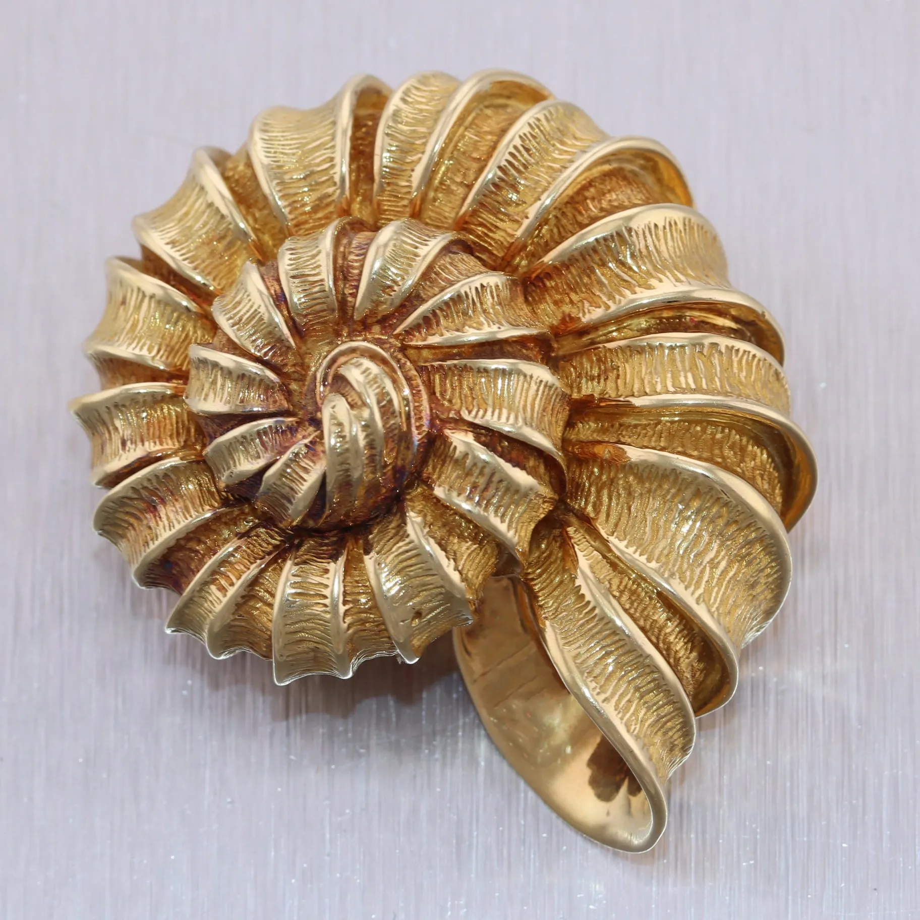 Vintage Estate Tiffany & Co. 18k Yellow Gold Spiral Shell Brooch Pin