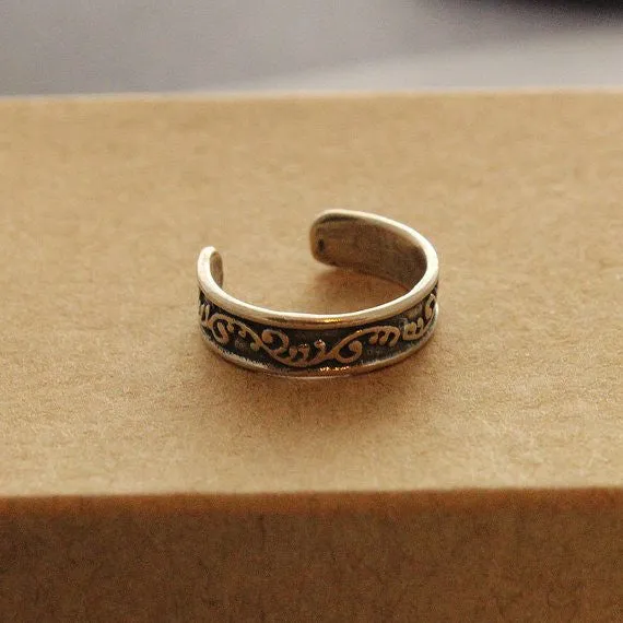Vintage Silver Sindarin Toe Ring