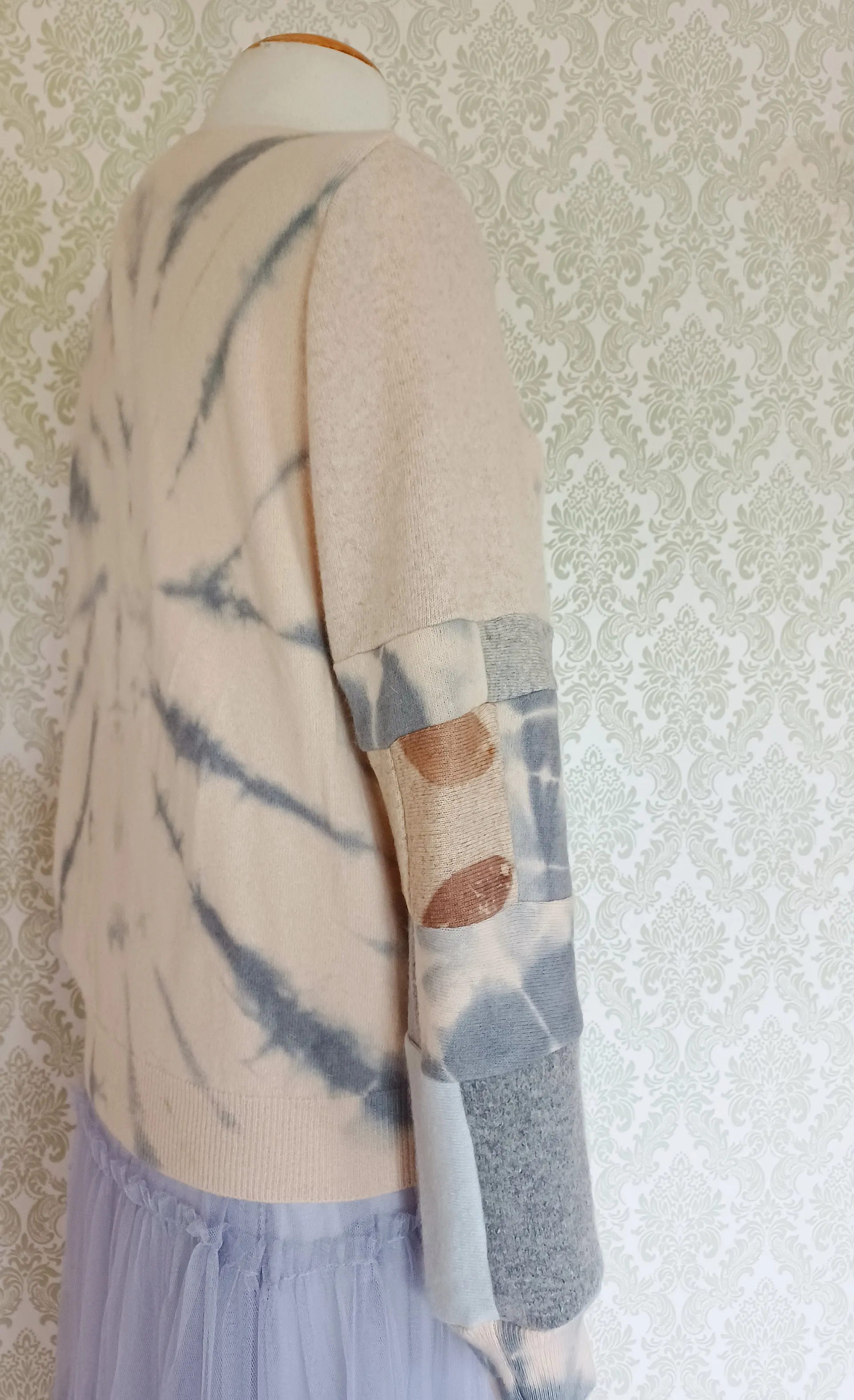 White Peach Tie Dyed Cardigan - MEDIUM/LARGE
