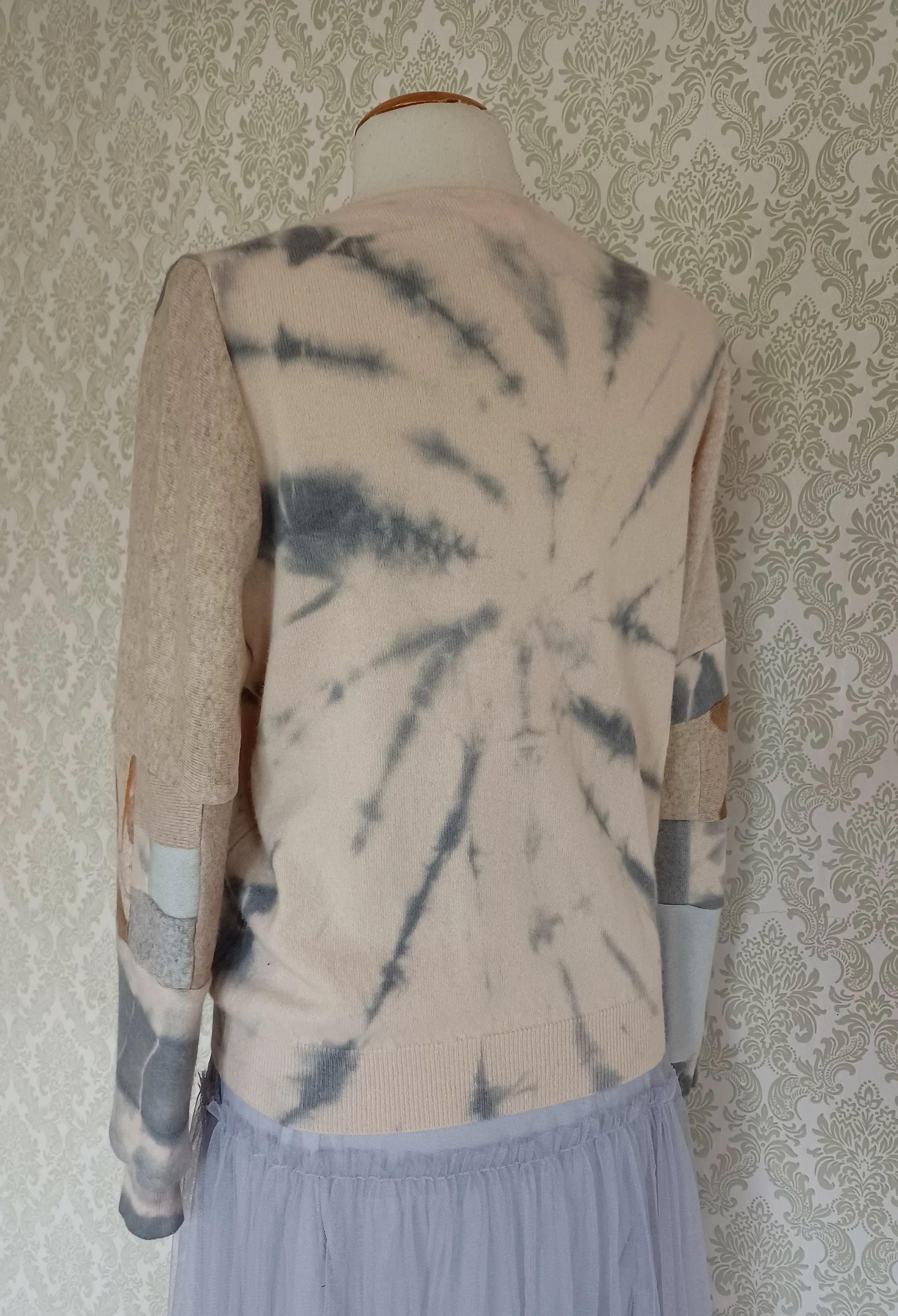 White Peach Tie Dyed Cardigan - MEDIUM/LARGE