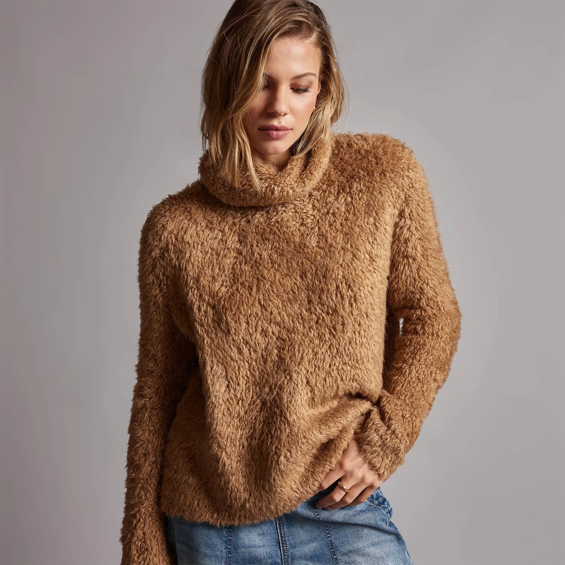 Wool Blend Sherpa Turtleneck Sweater - Caramel