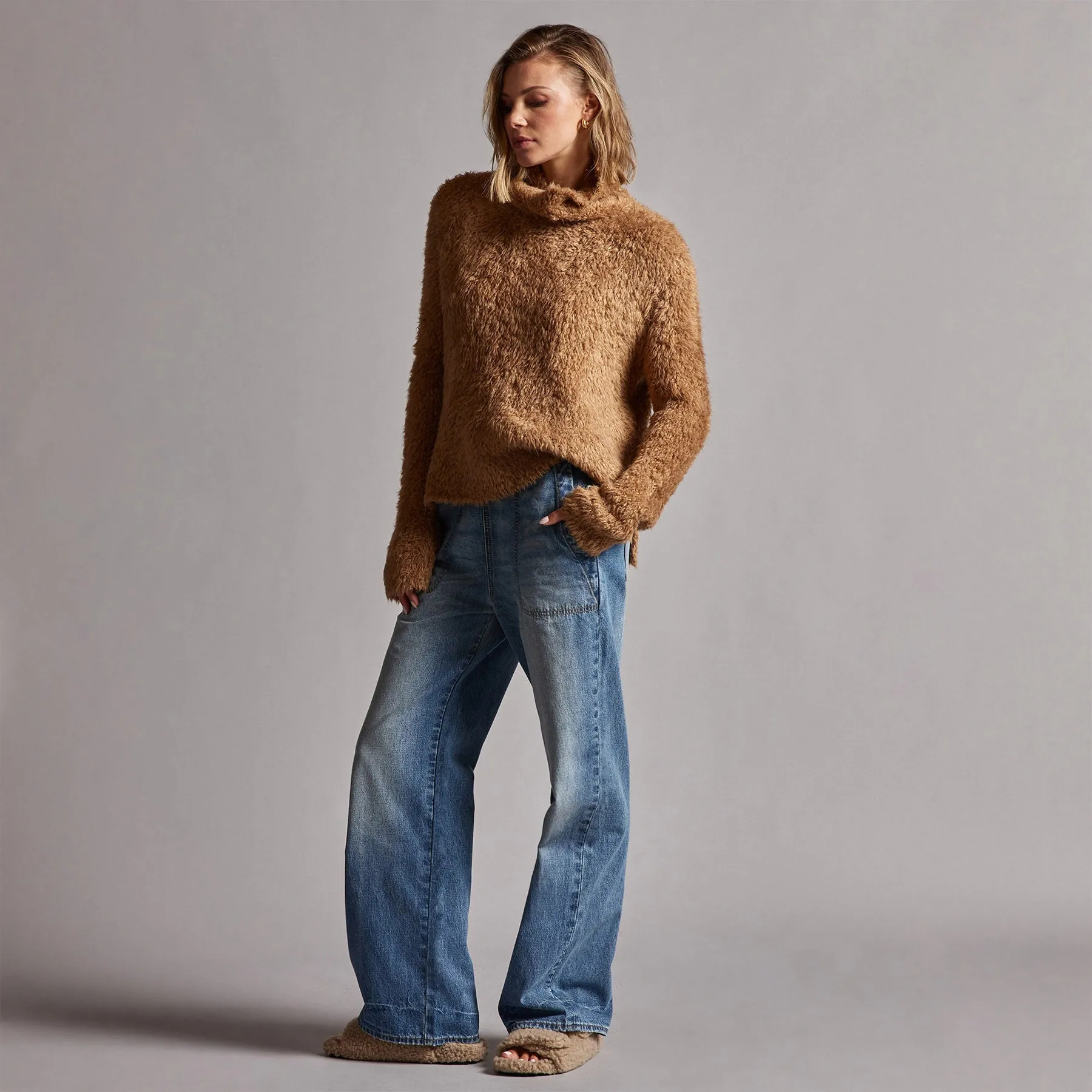 Wool Blend Sherpa Turtleneck Sweater - Caramel