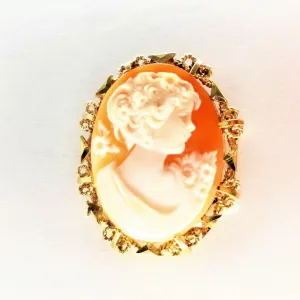 Yellow Gold Cameo Brooch